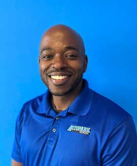 Staff member Matthew Cowen from ID_29e354158b41