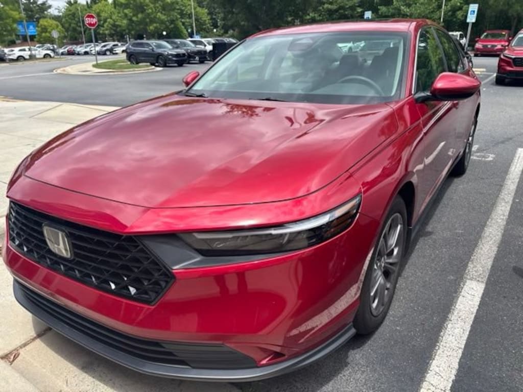 Used 2024 Honda Accord EX Sedan