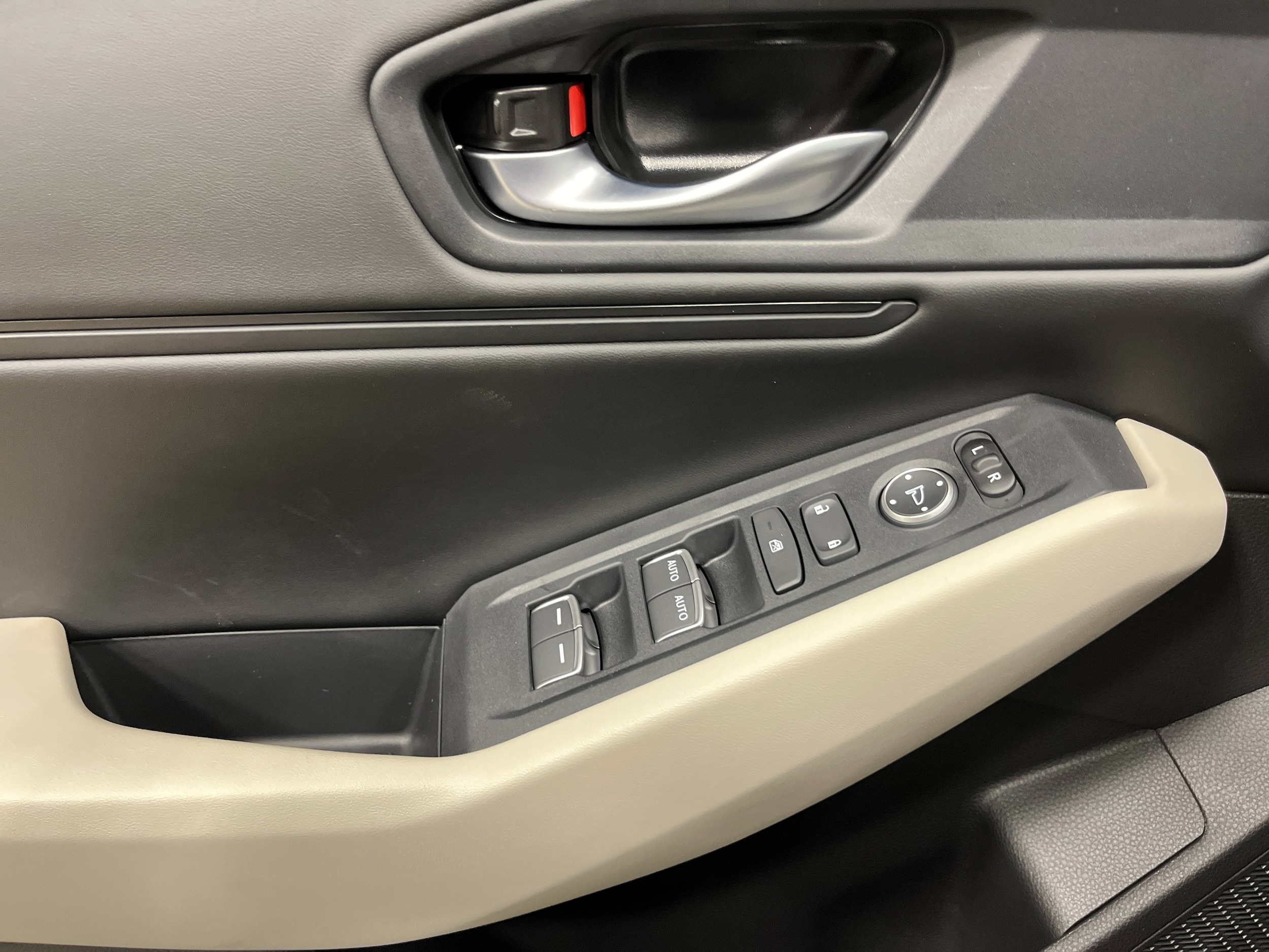 2025 Honda Accord SE - Photo 14
