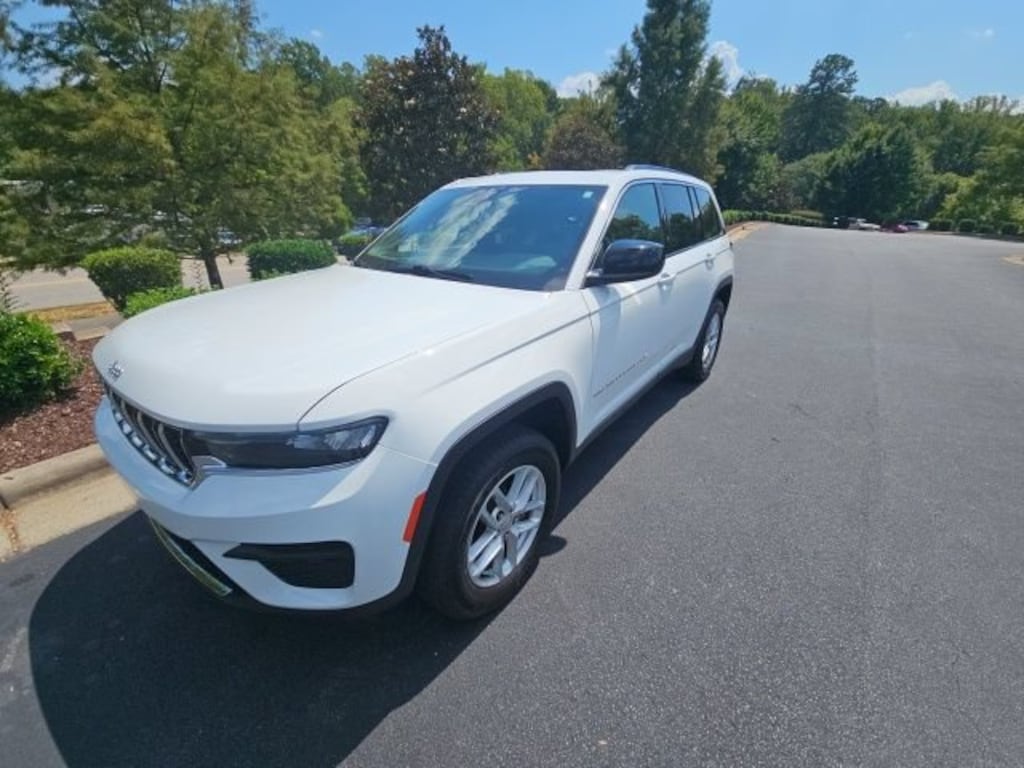 Used 2024 Jeep Grand Cherokee Laredo X SUV