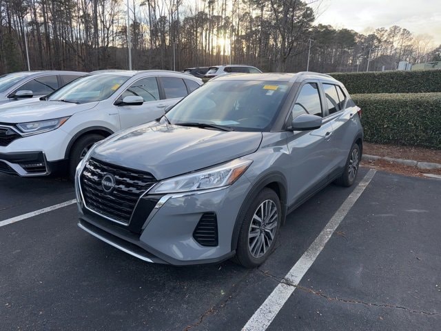 2024 Nissan Kicks SV's photo