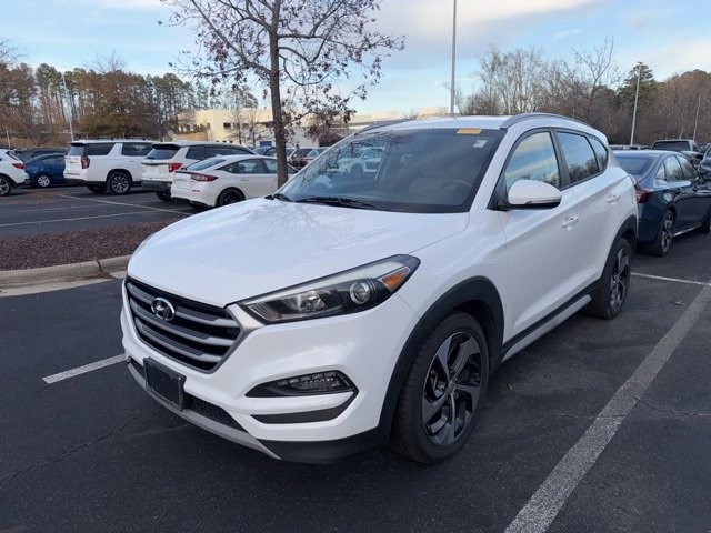 2017 Hyundai Tucson Sport's photo