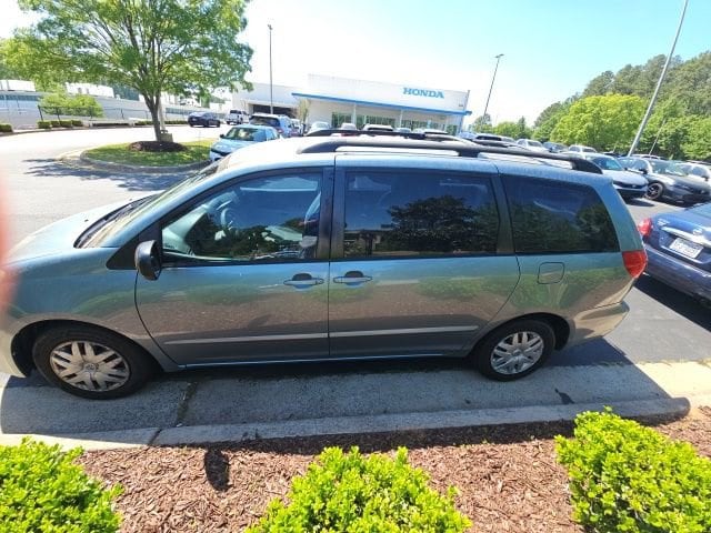 2006 Toyota Sienna LE