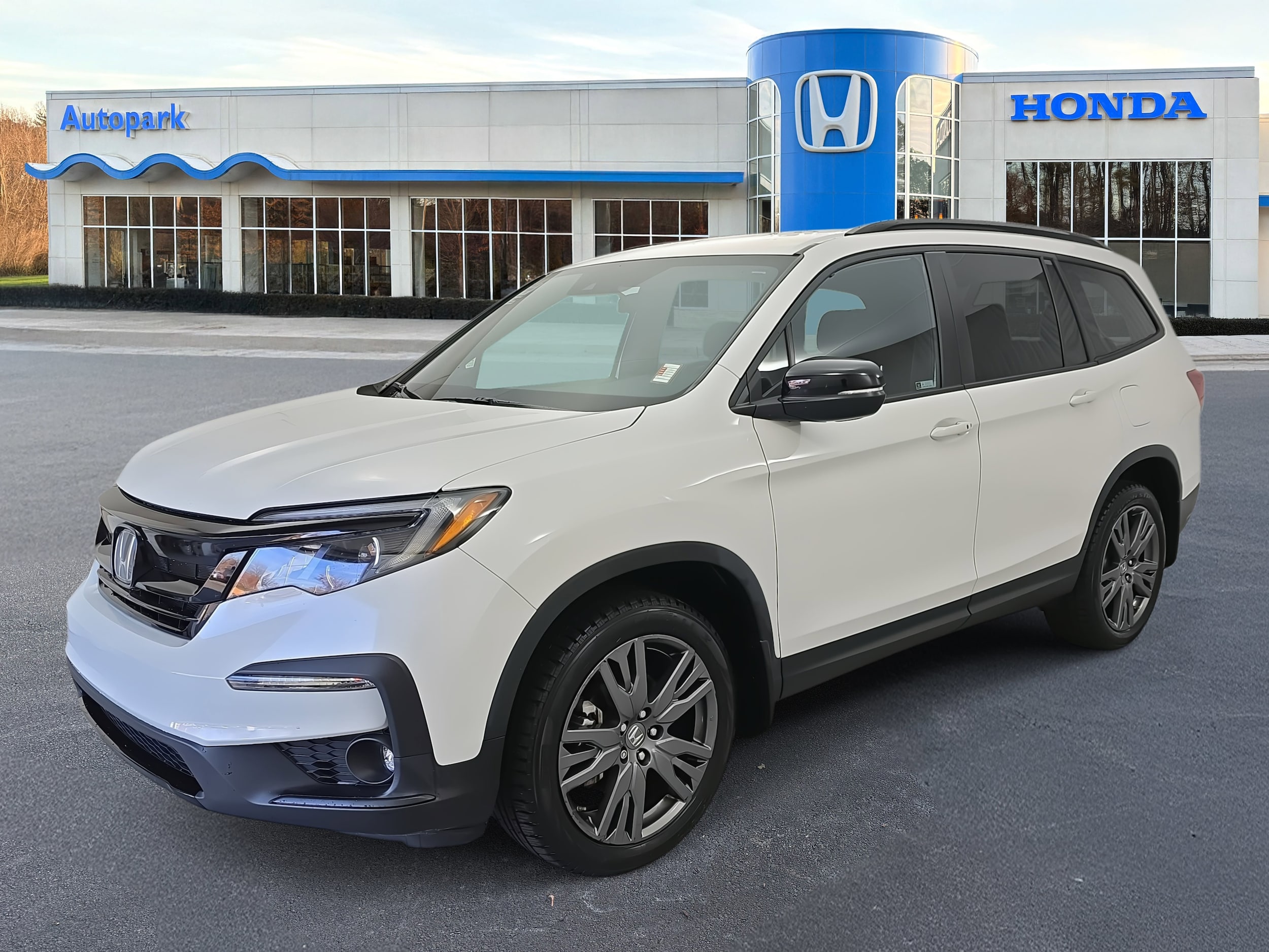 2022 Honda Pilot Sport's photo
