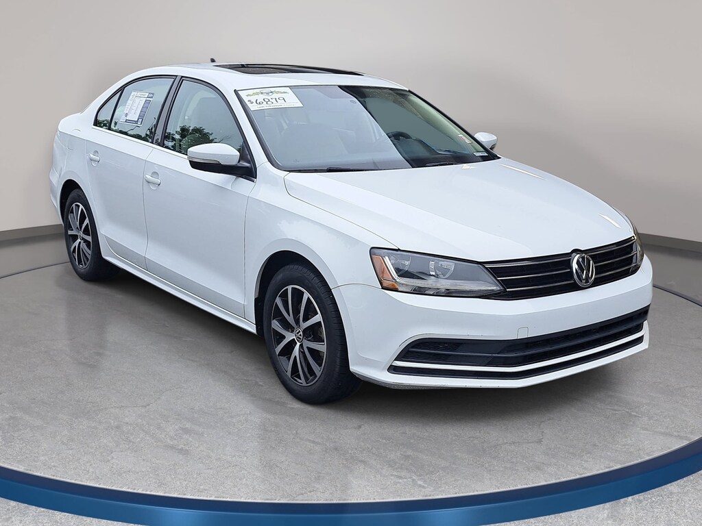 Used 2017 Volkswagen Jetta 1.4T SE Sedan