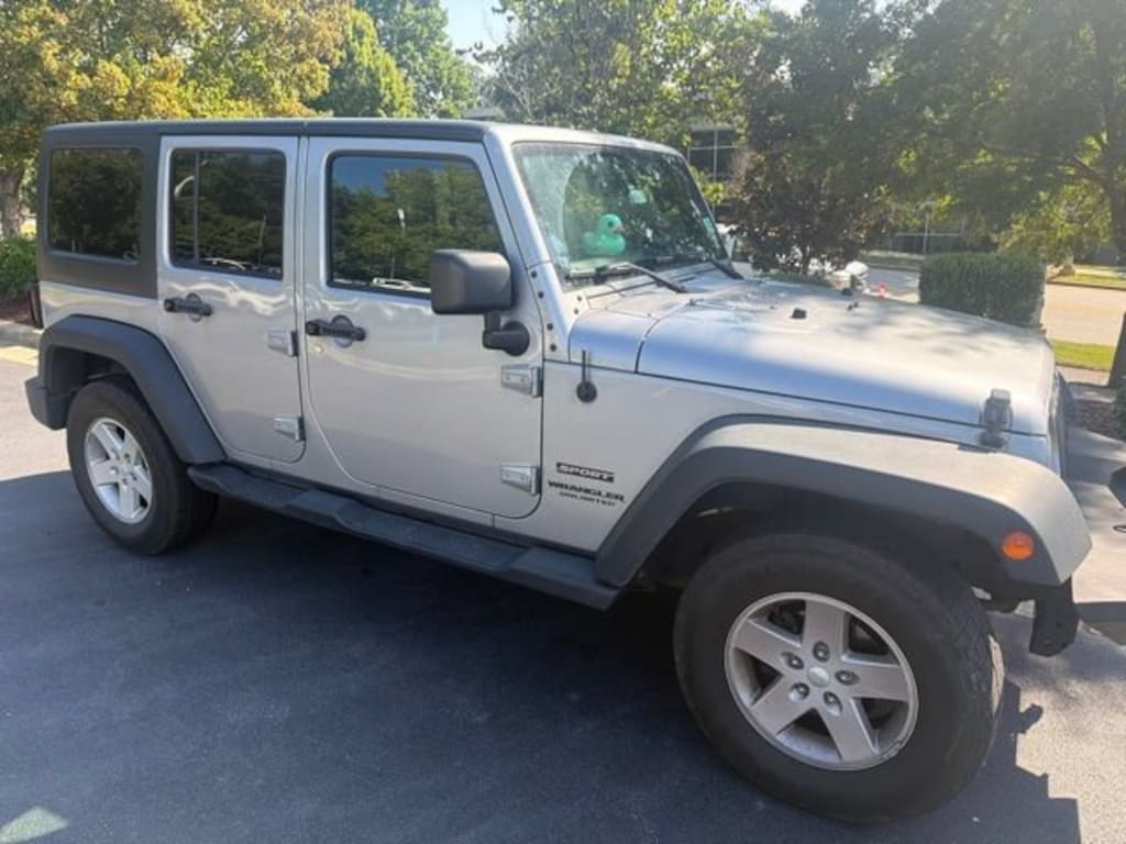 Used 2016 Jeep Wrangler JK Unlimited Sport SUV