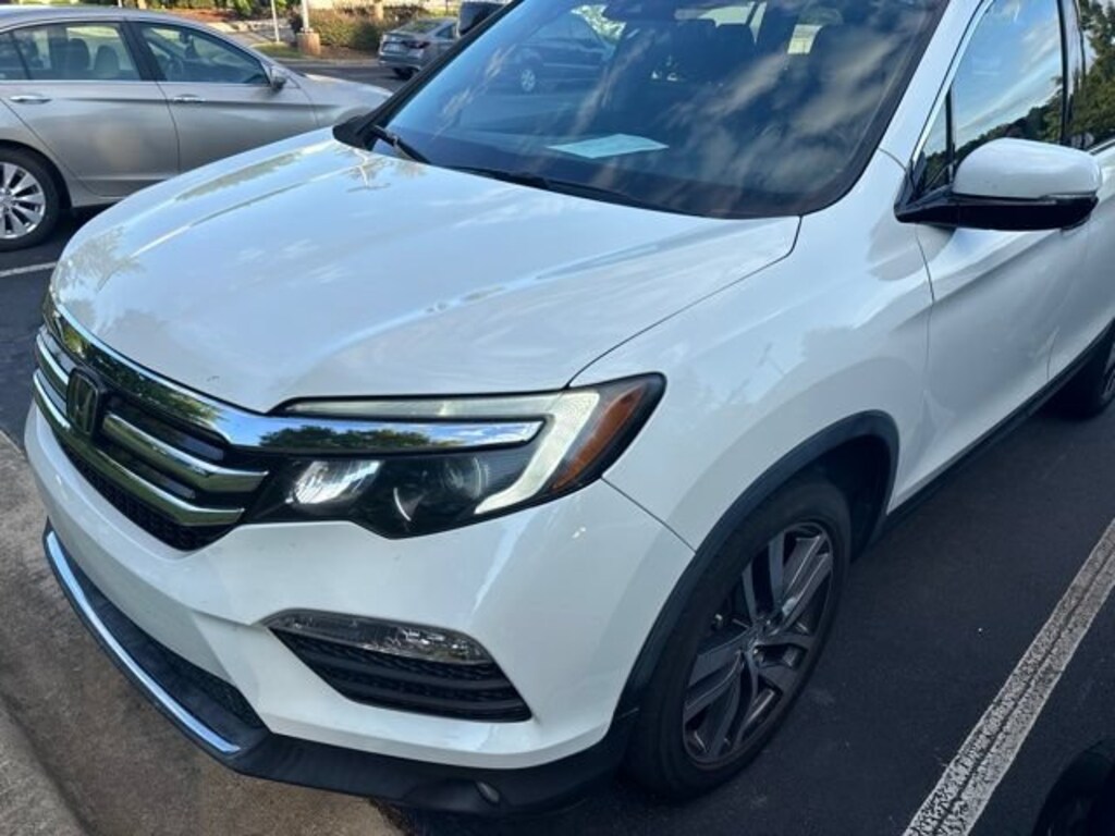 Used 2016 Honda Pilot Elite SUV