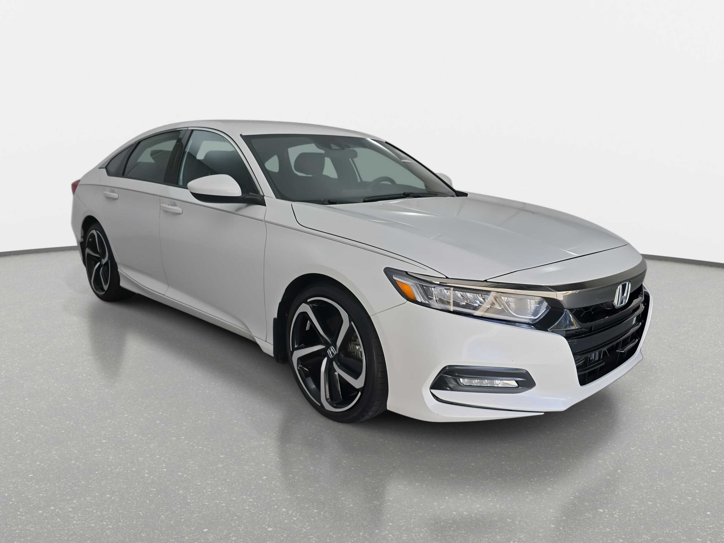 2018 Honda Accord Sport 1.5T photo 3
