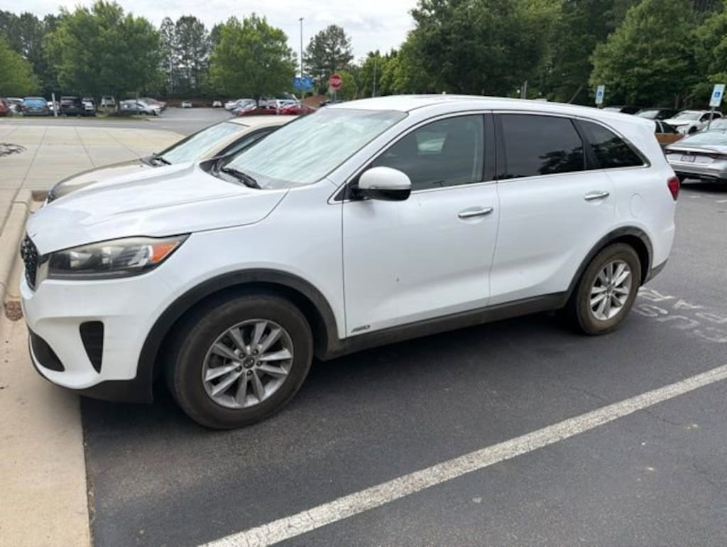 Used 2019 Kia Sorento LX V6 SUV