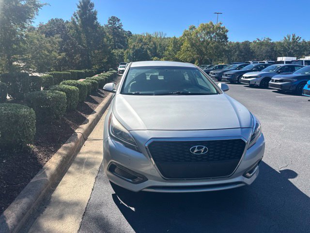 Used 2017 Hyundai Sonata Hybrid SE Sedan