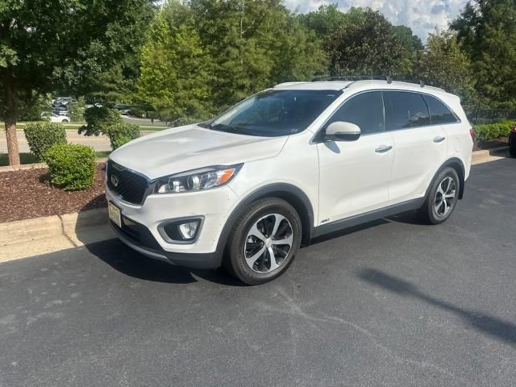 Used 2016 Kia Sorento EX SUV