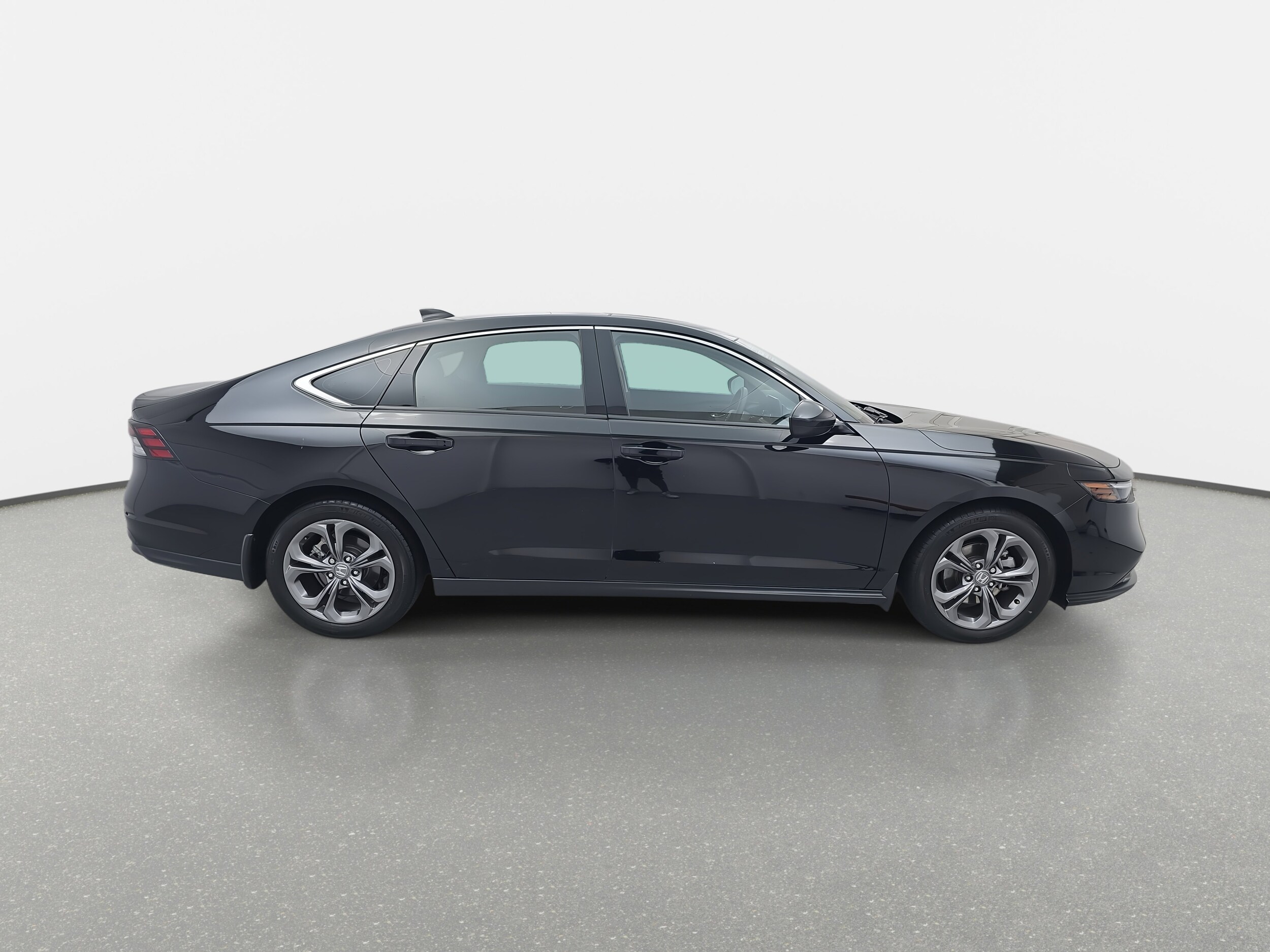 2024 Honda Accord EX photo 4