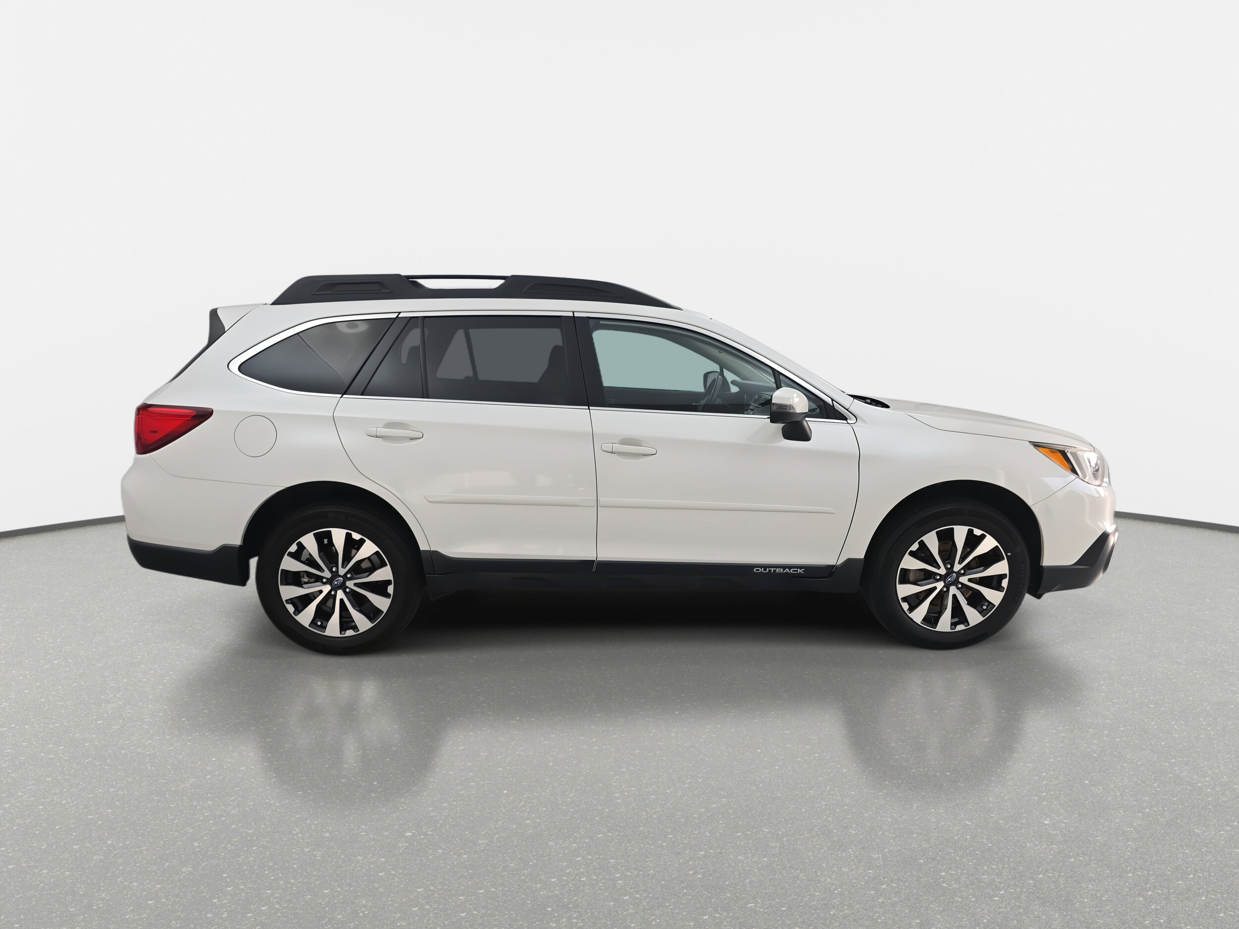 2017 Subaru Outback Limited photo 4