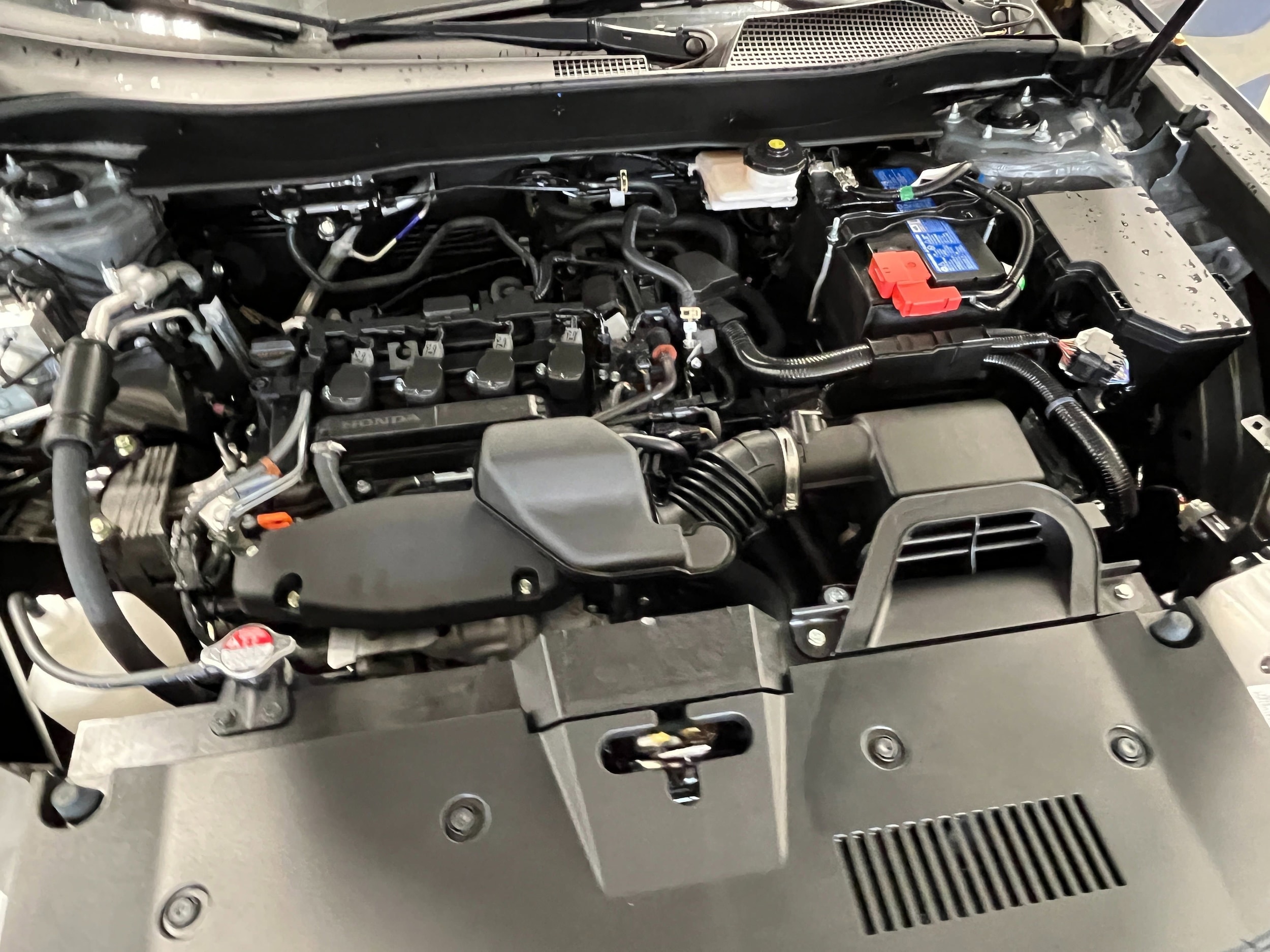 2025 Honda CR-V LX - Photo 11