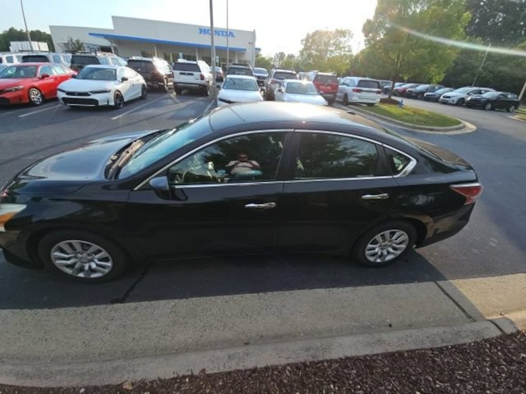 Used 2015 Nissan Altima 2.5 S Sedan