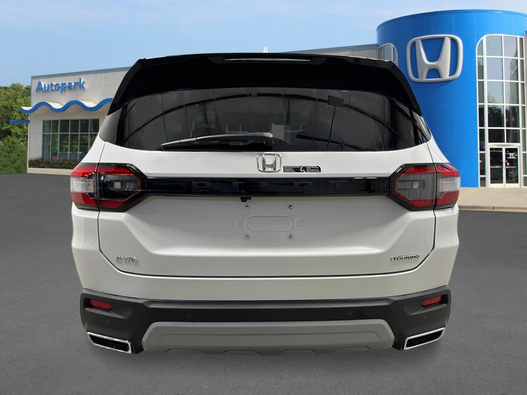 2025 Honda Pilot Touring photo 4