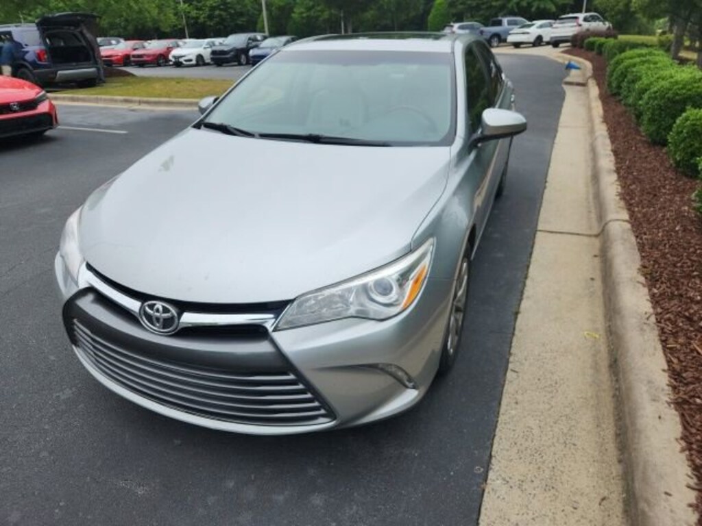 Used 2017 Toyota Camry XLE Sedan