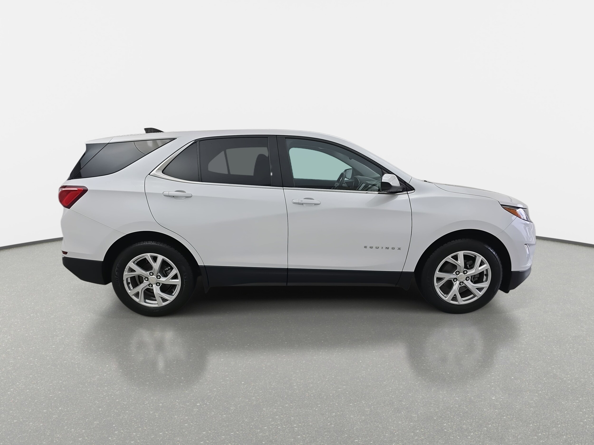 2021 Chevrolet Equinox LT photo 4