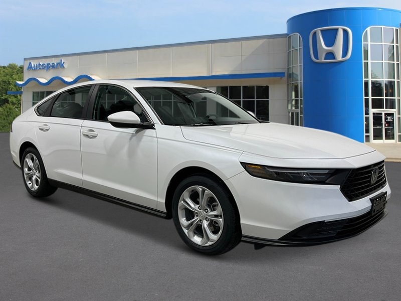 2025 Honda Accord LX - Photo 8