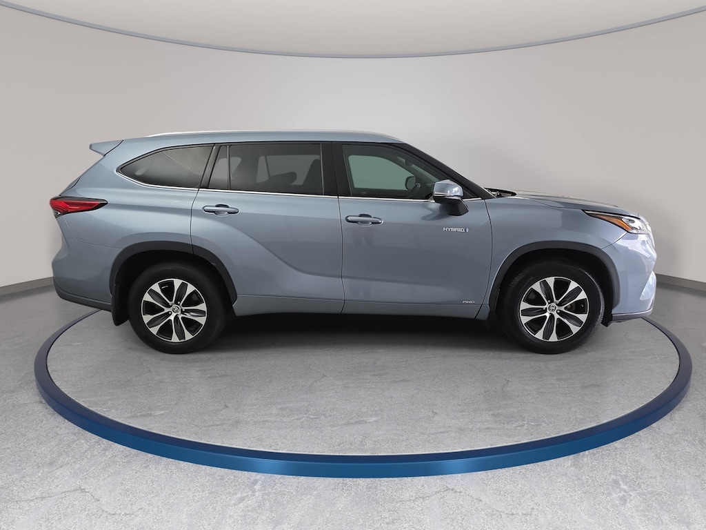 Used 2020 Toyota Highlander Hybrid Hybrid XLE SUV