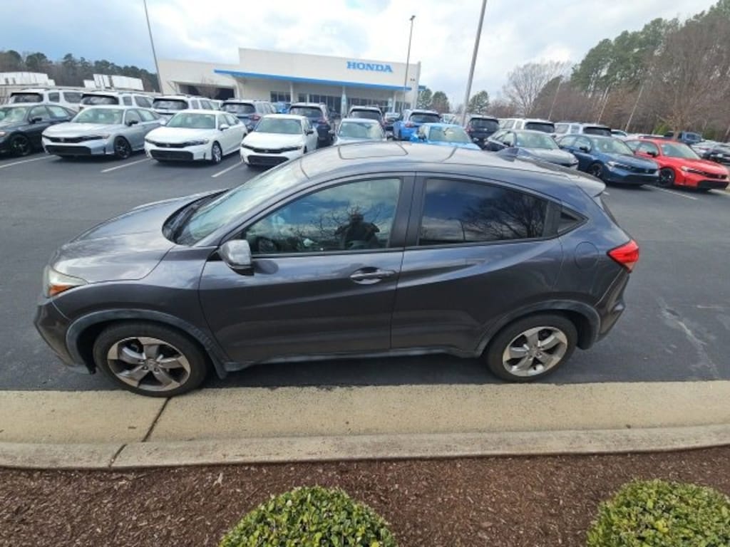 Used 2017 Honda HR-V EX SUV