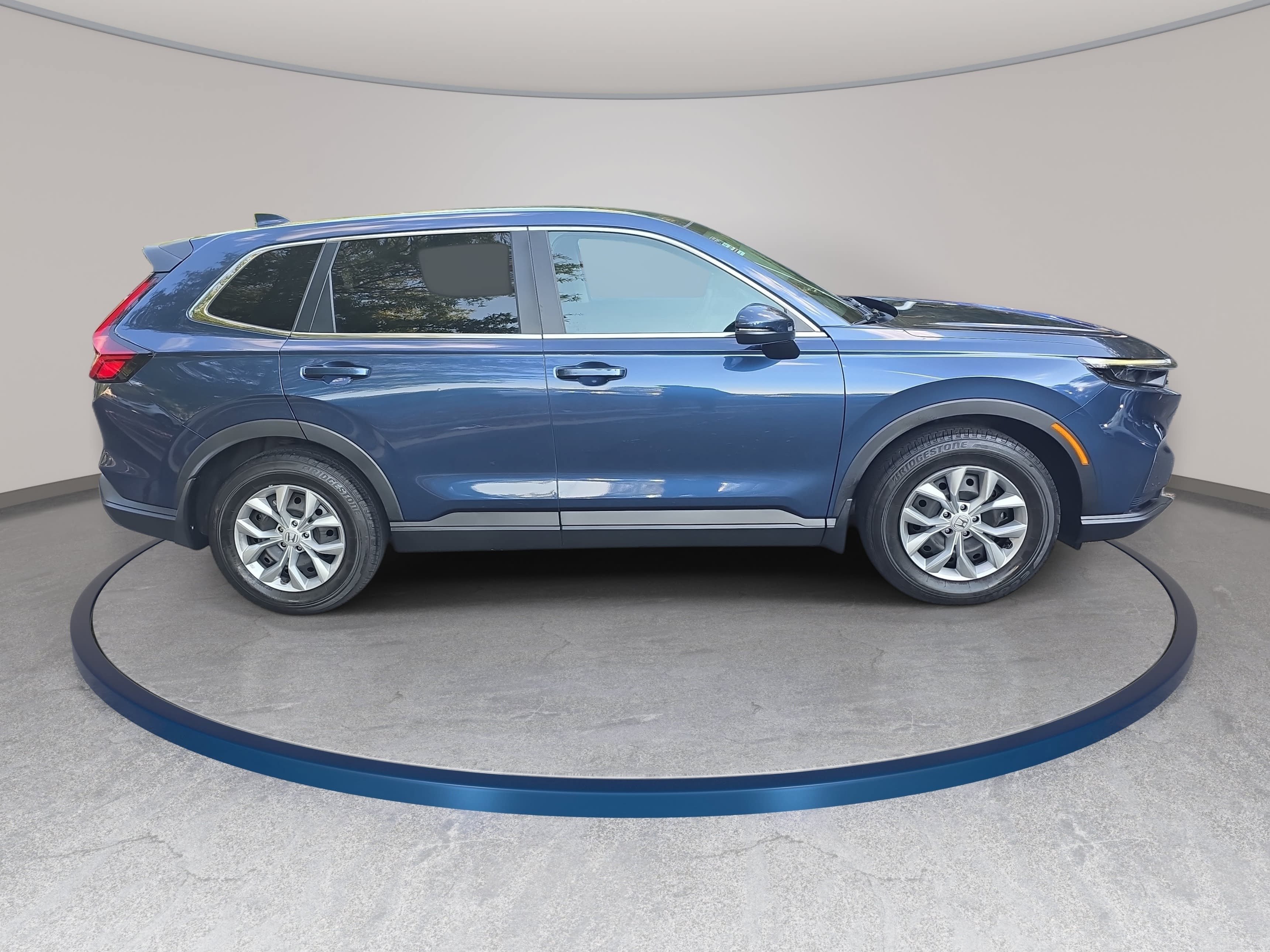 Used 2025 Honda CR-V LX SUV