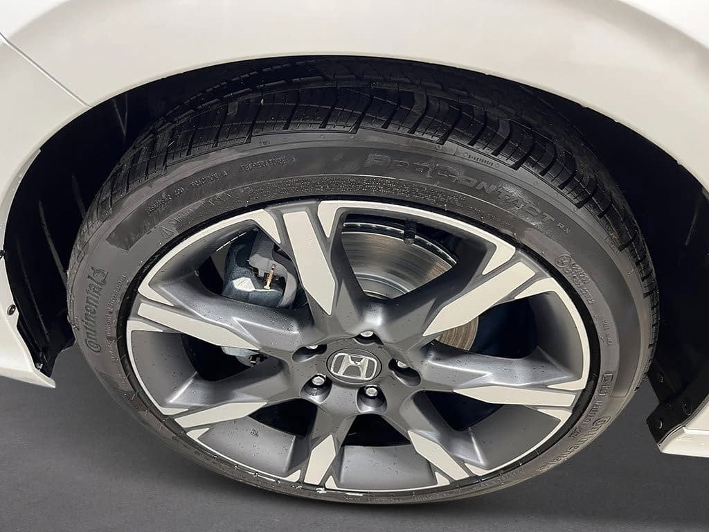 2025 Honda Civic Sport Touring - Photo 11