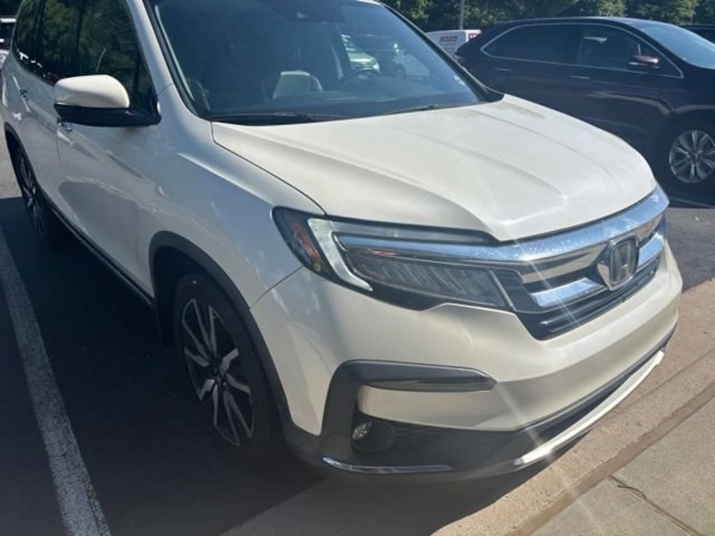 Used 2019 Honda Pilot Touring 8-Passenger SUV