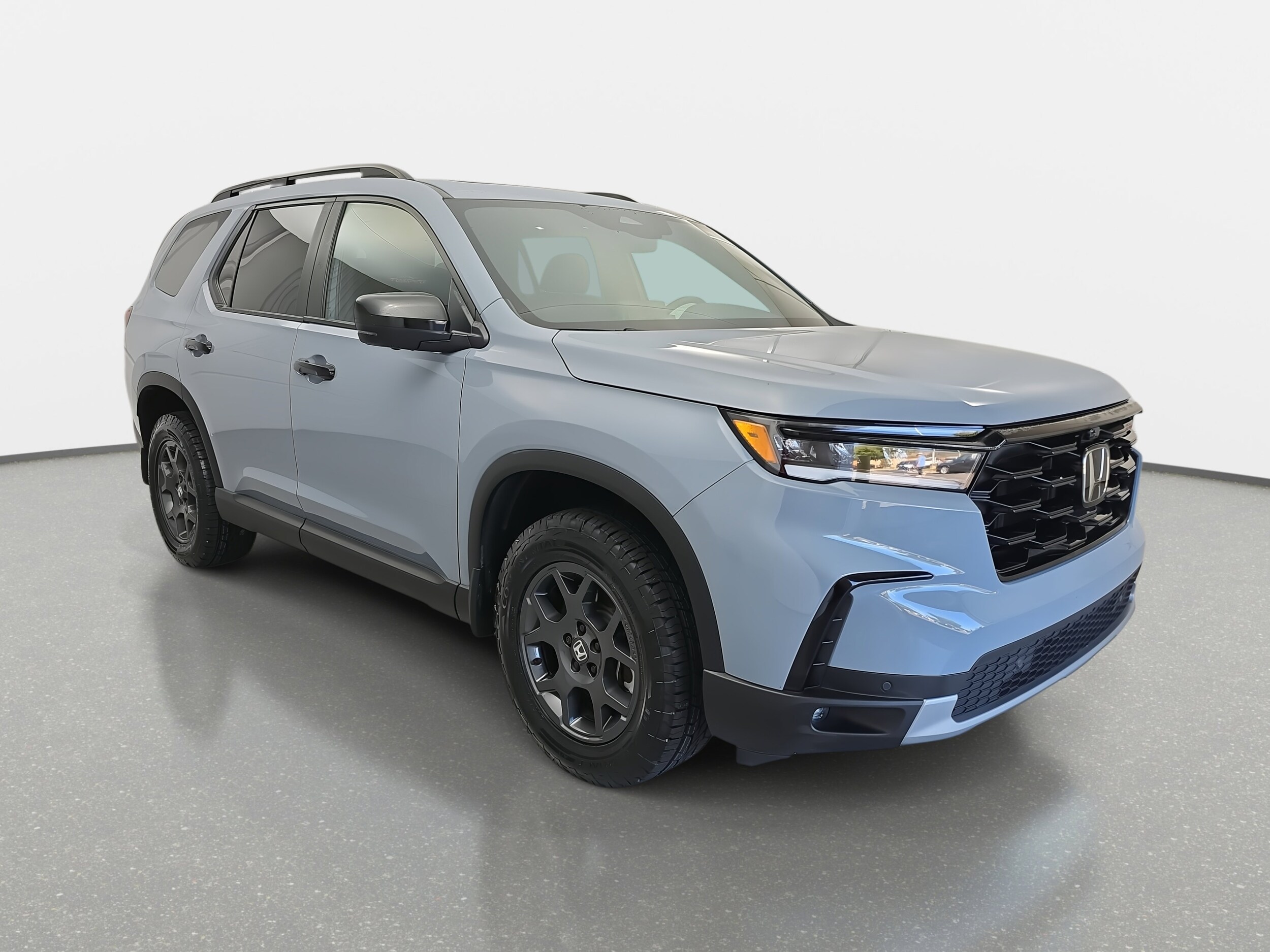 2023 Honda Pilot TrailSport photo 2