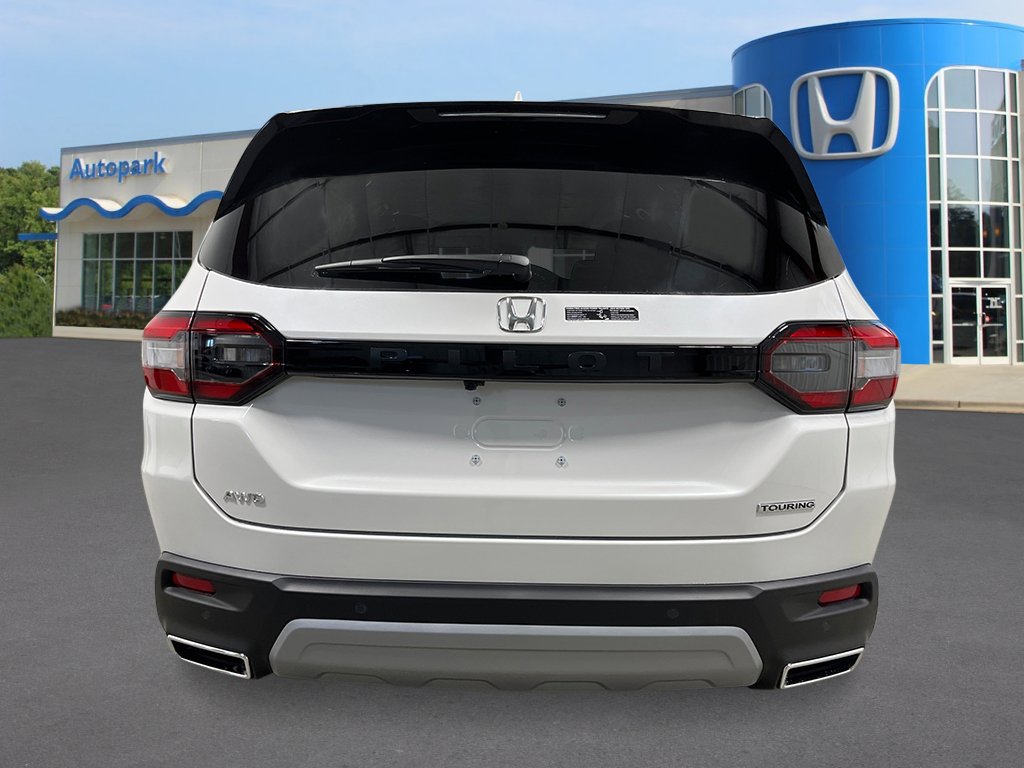 2025 Honda Pilot Touring photo 4