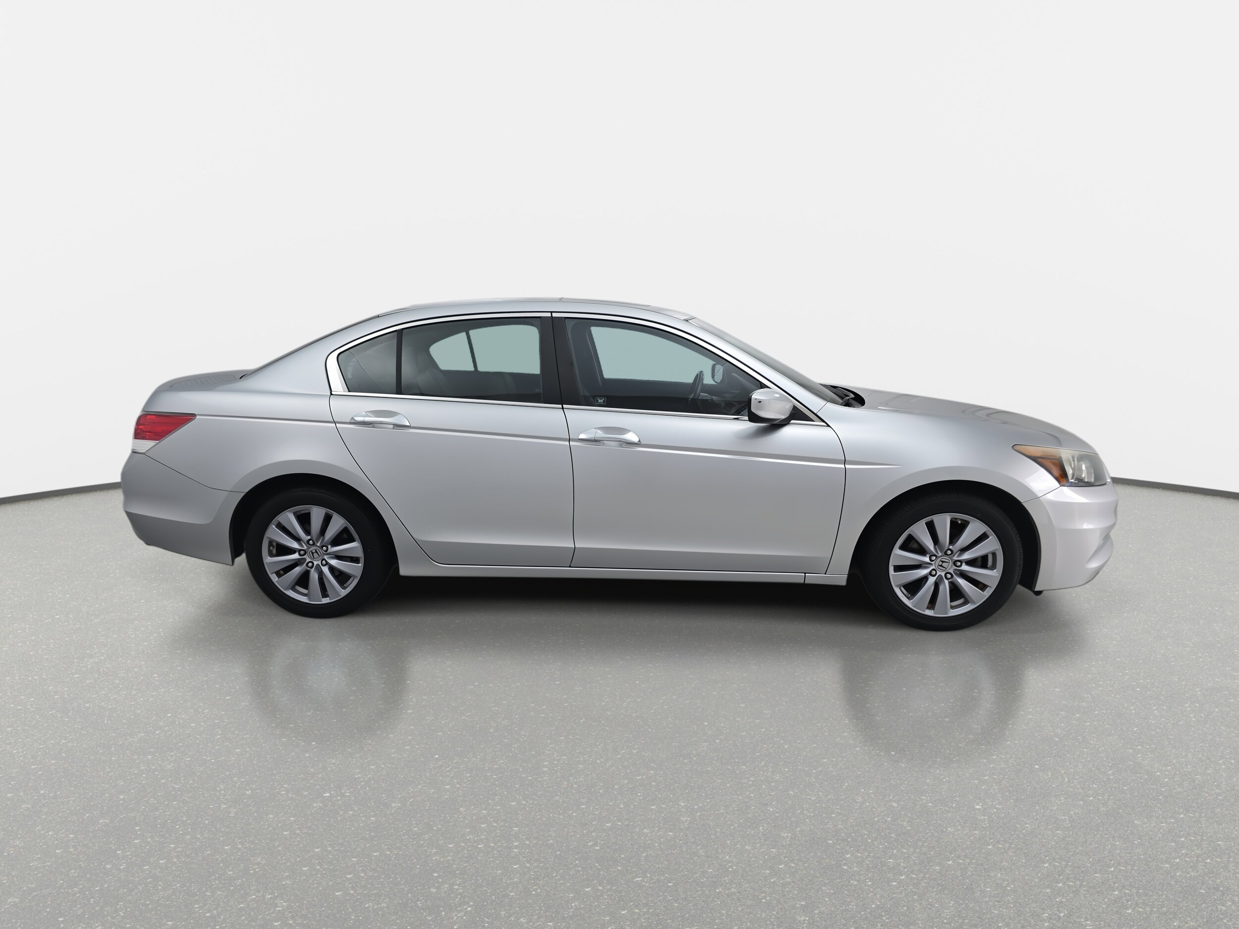 2011 Honda Accord EX-L photo 3