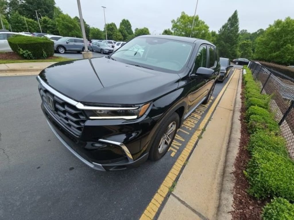 Used 2023 Honda Pilot EX-L 7 Passenger SUV