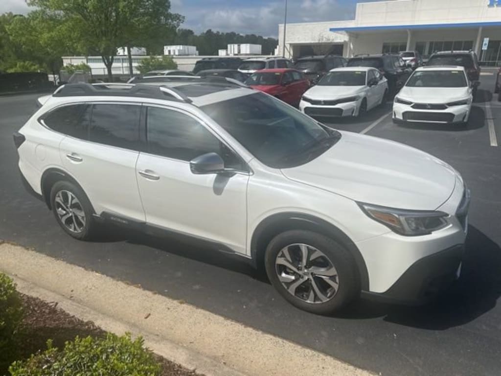 Used 2022 Subaru Outback Touring SUV