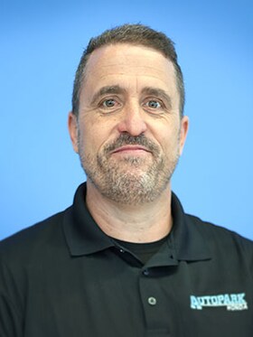 Staff member Jeremy Phelan from ID_29e354158b41