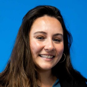 Staff member Justine Annab from ID_29e354158b41