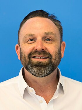 Staff member Thomas Ross from ID_29e354158b41