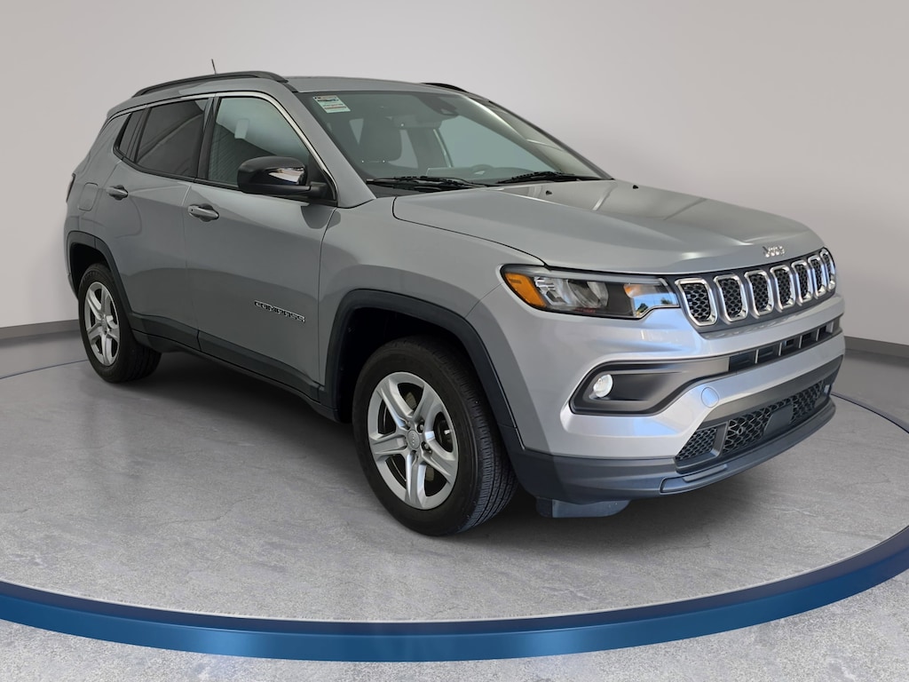 Used 2024 Jeep Compass Latitude SUV
