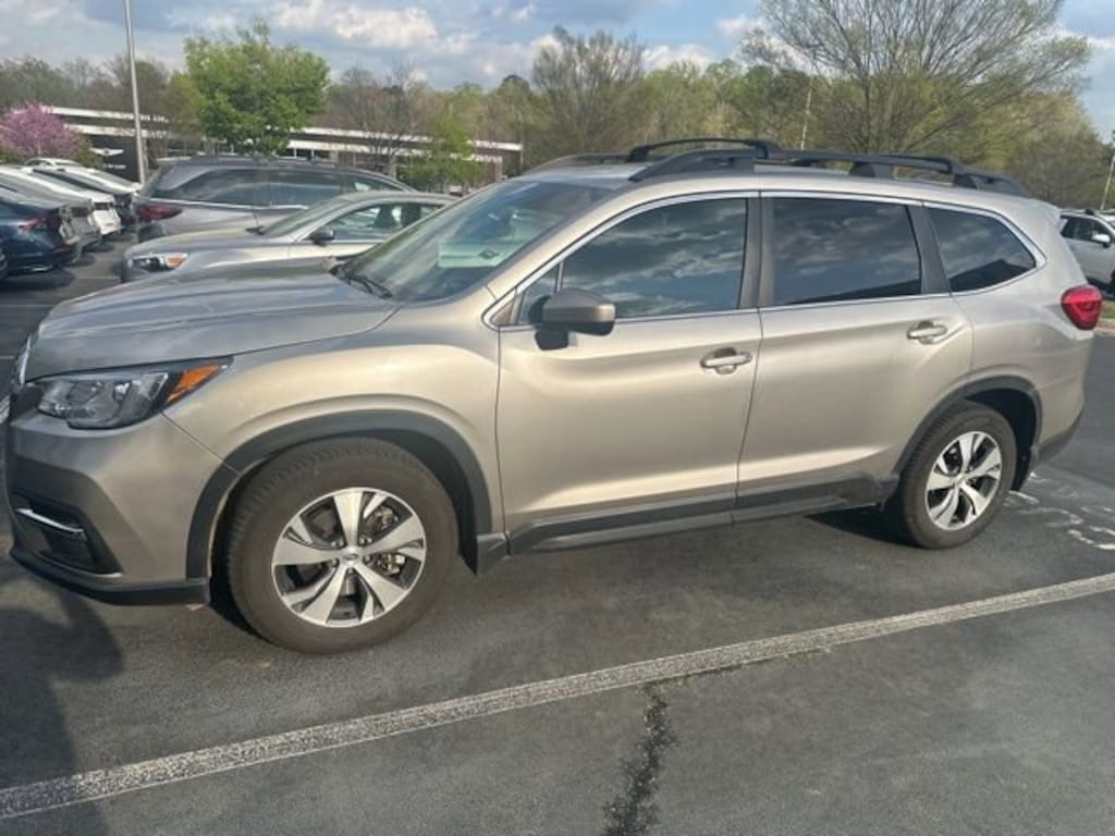 Used 2019 Subaru Ascent Premium SUV