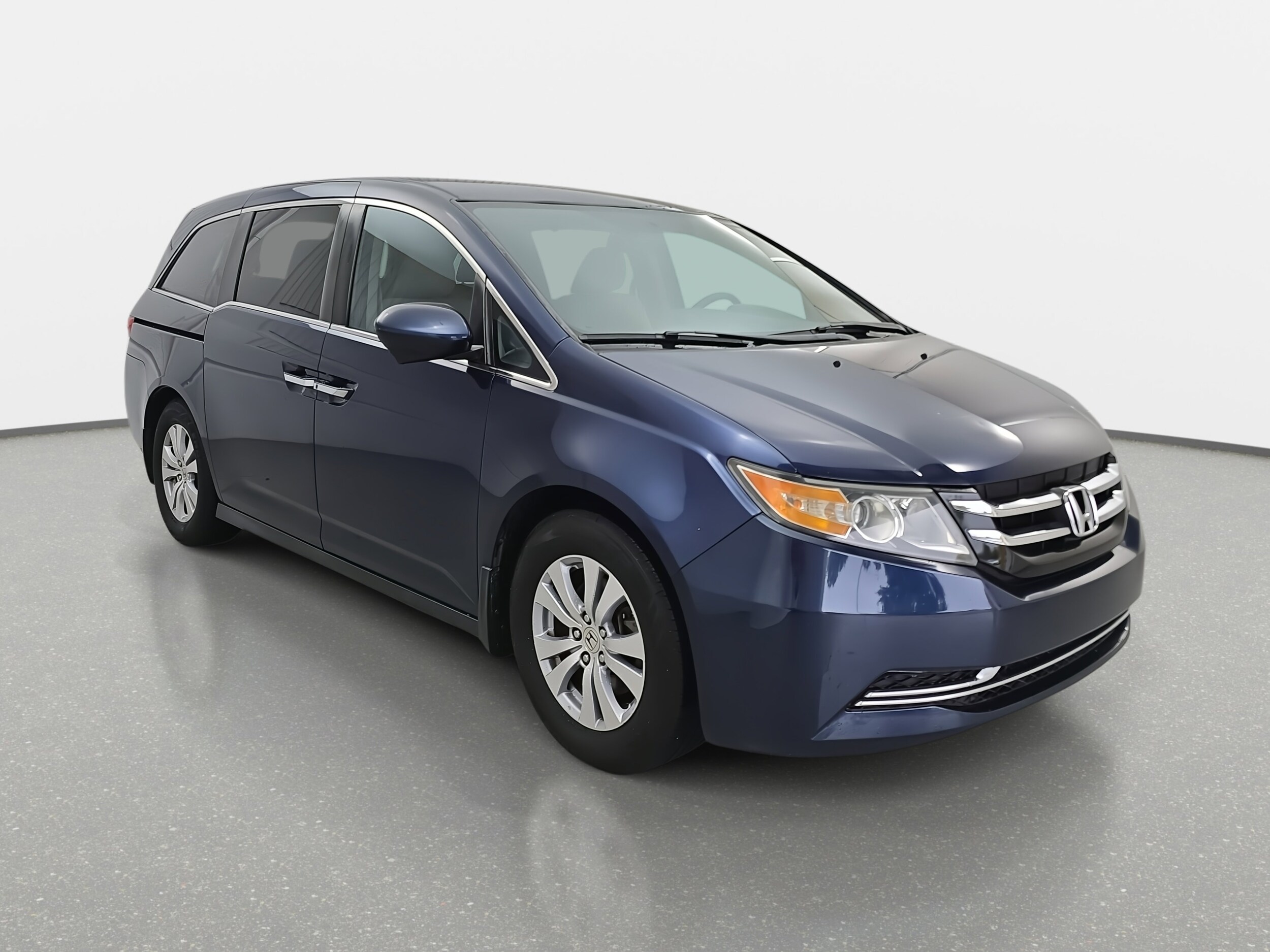2015 Honda Odyssey EX photo 3
