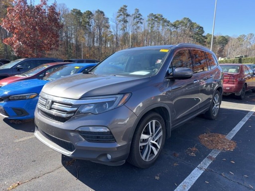 Used 2018 Honda Pilot Touring SUV