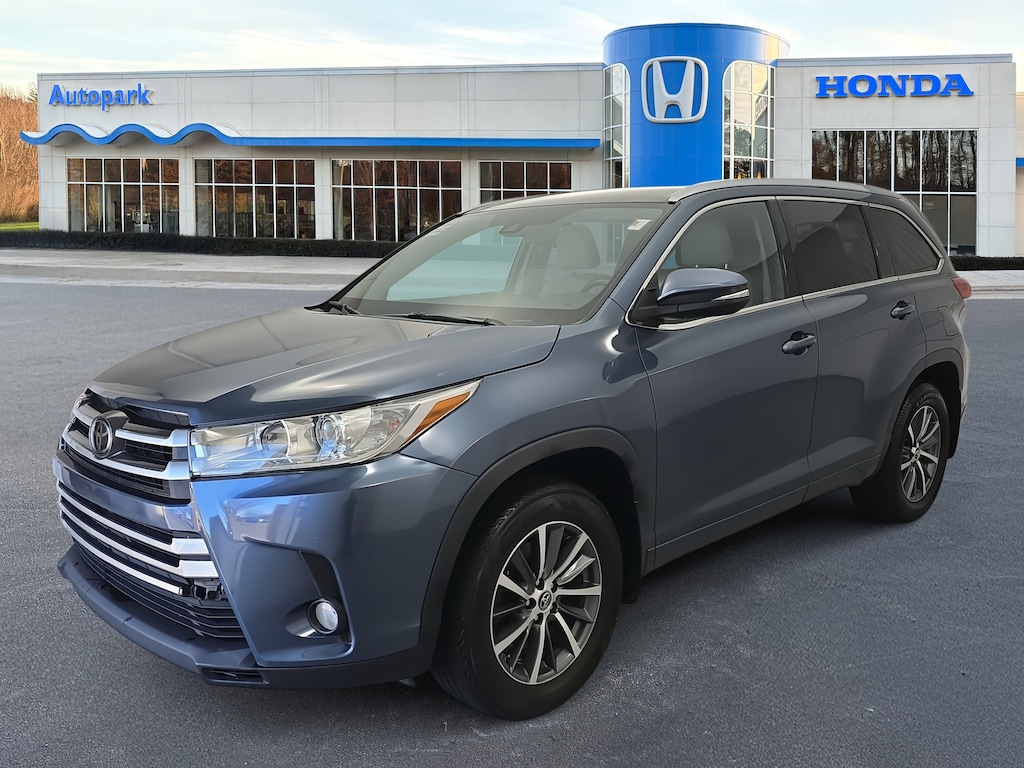 Used 2018 Toyota Highlander XLE SUV