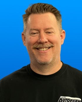 Staff member Steve Brommer from ID_a8dba3b0d834