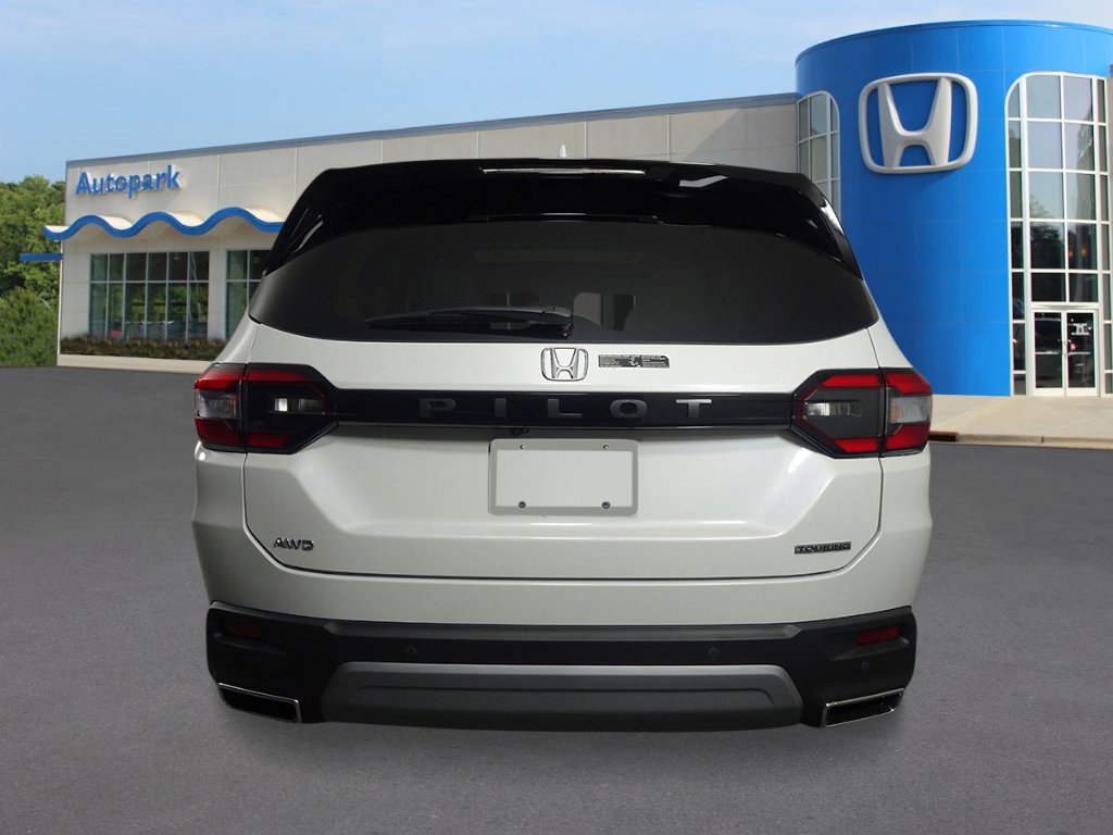 2025 Honda Pilot Touring photo 4