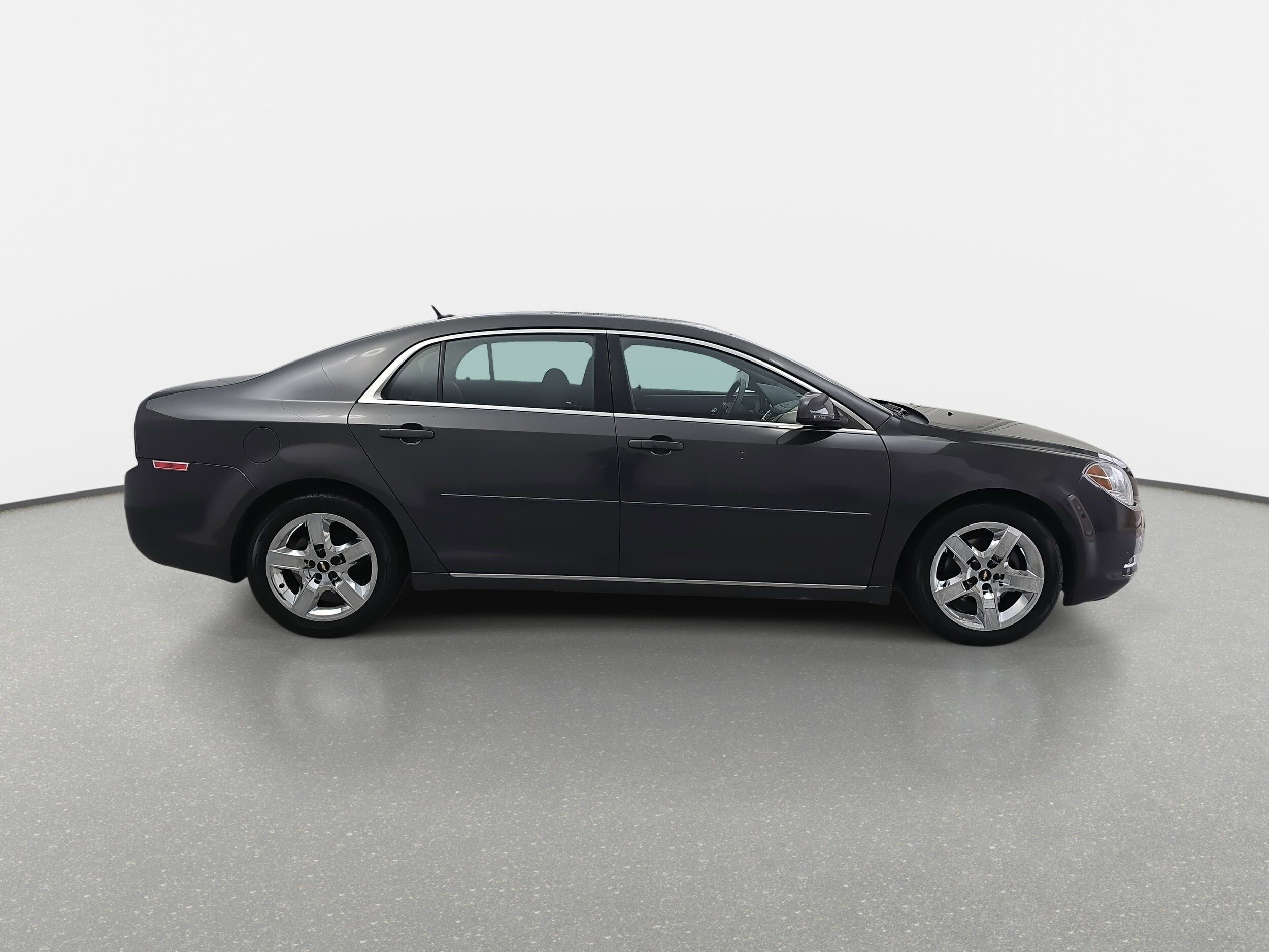 2010 Chevrolet Malibu 1LT photo 4