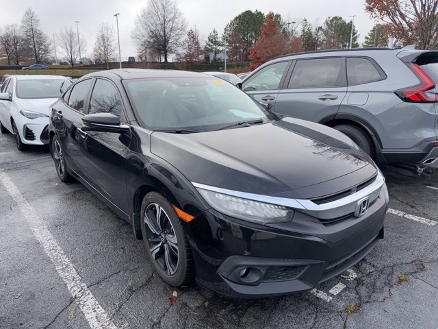 2017 Honda Civic Touring photo 2