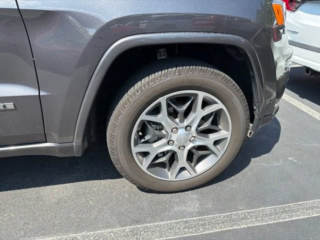 Used 2020 Jeep Grand Cherokee Overland SUV