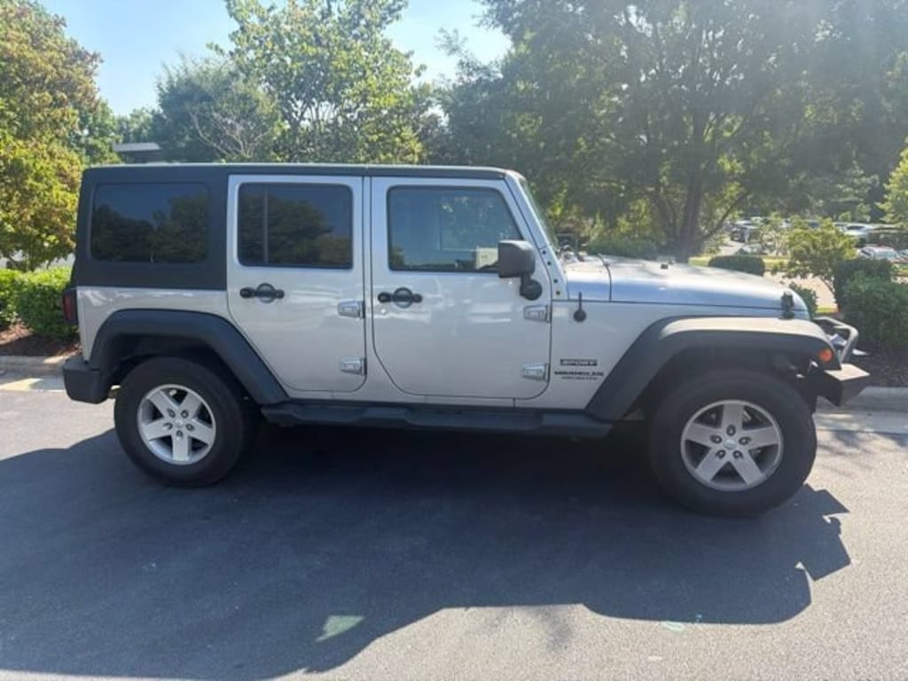 Used 2016 Jeep Wrangler JK Unlimited Sport SUV