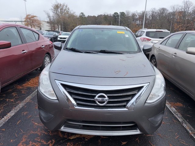 2018 Nissan Versa Sedan S photo 2