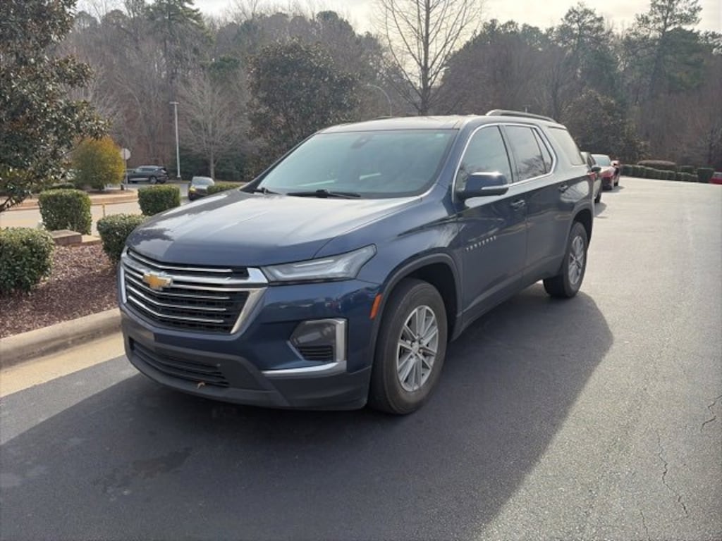 Used 2022 Chevrolet Traverse LT Cloth SUV