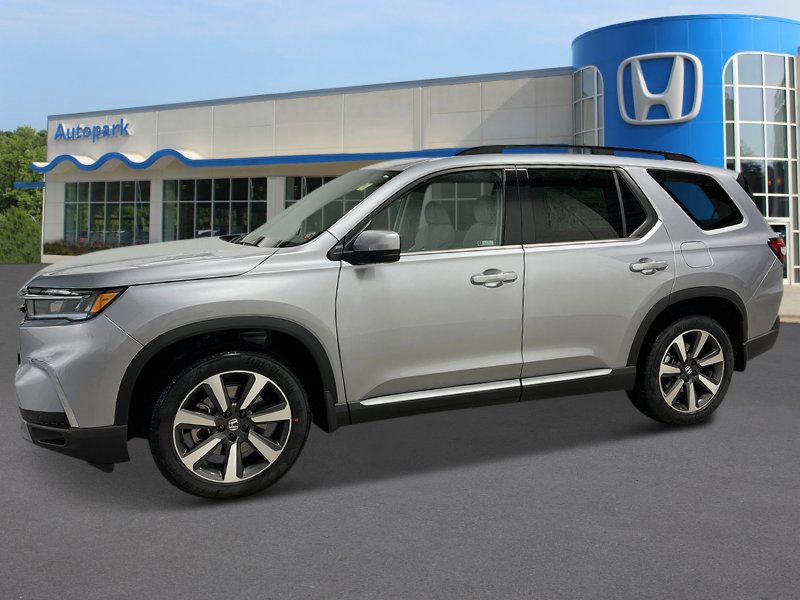 2025 Honda Pilot Touring photo 2